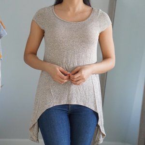 Stretchy Short Sleeve Blouse With Long Sides